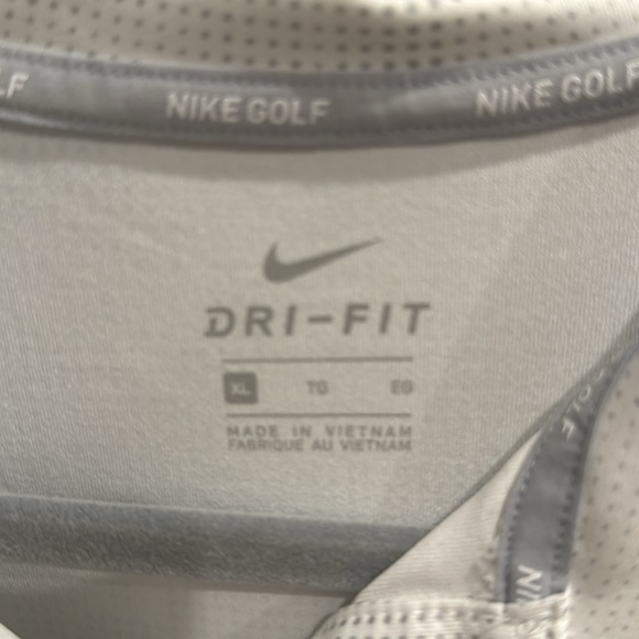 Work once dri fit  Nike Golf tank - Picture 2 of 3